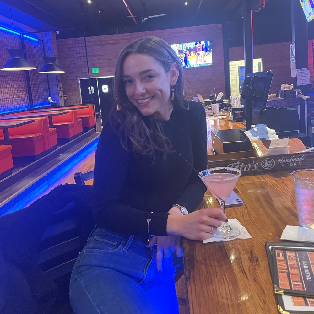 Meet your Posher, Alyssa